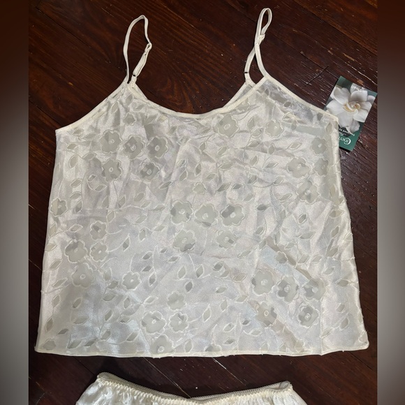 Vintage Cinema Etoile Intimate Set - Picture 2 of 6